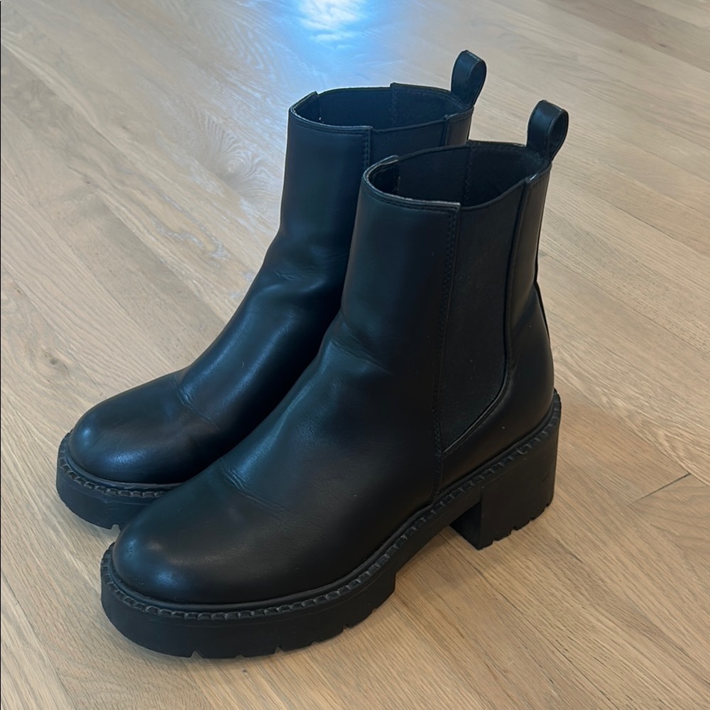 Madden Girl Tianna Boots Black